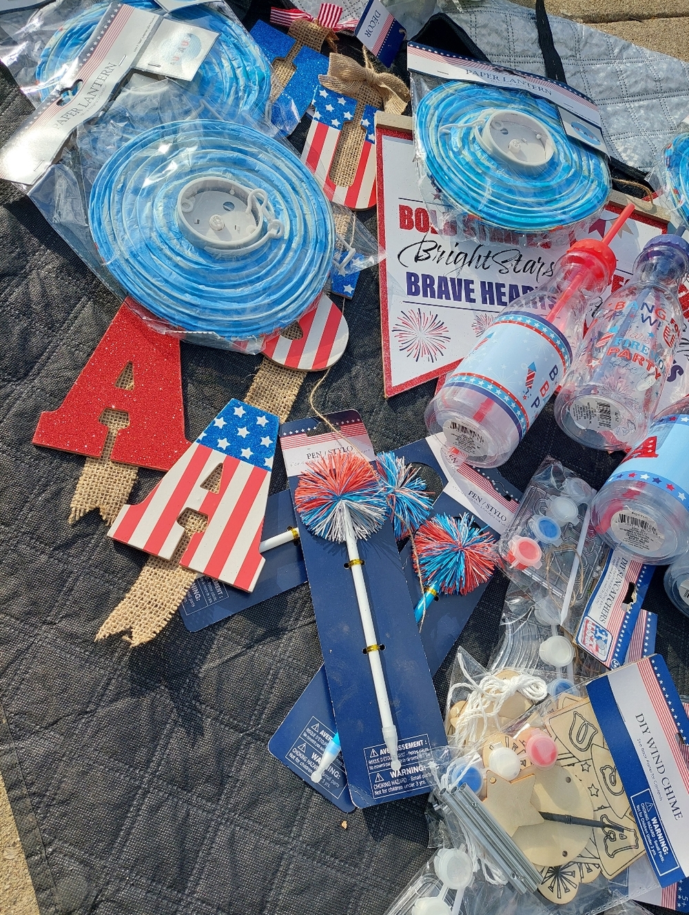 40 Pcs 4th Of JULY Decorations Independence DAY Decor Signs Lanterns Confetti + - Picture 4 of 4